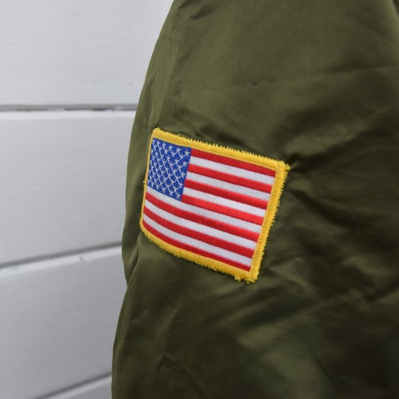 Vintage Bomber Jacket - Picture 6 of 8